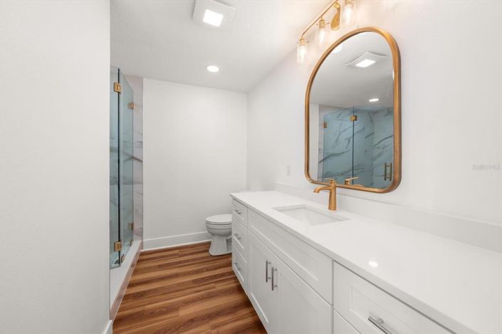 Image No.14-3 Bed Property for sale