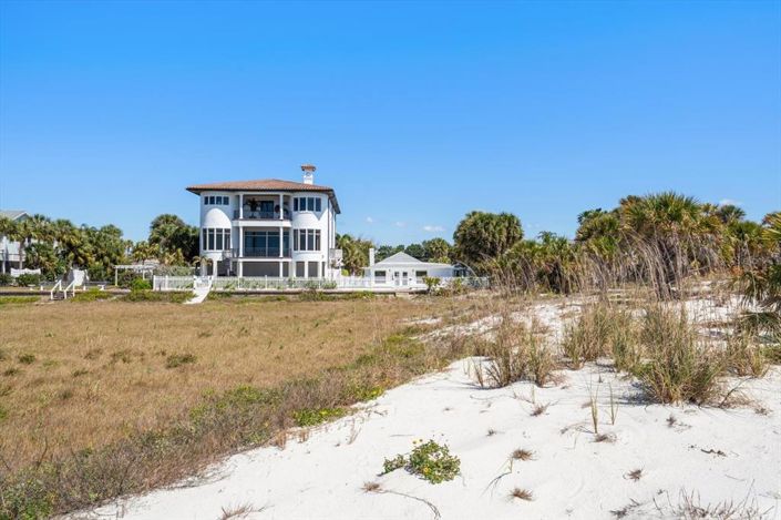 Image No.29-3 Bed Property for sale