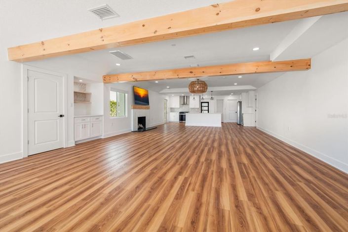 Image No.38-3 Bed Property for sale