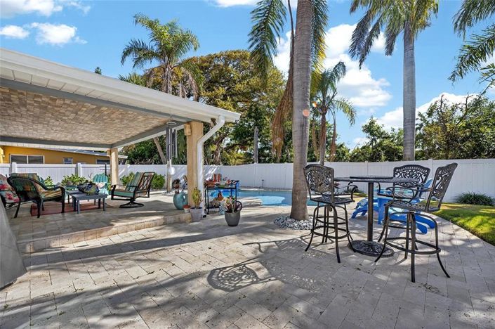 Image No.16-3 Bed Property for sale