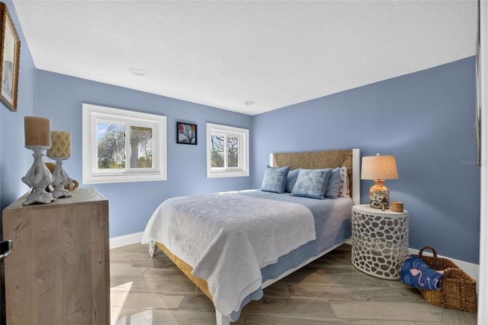 Image No.23-3 Bed Property for sale