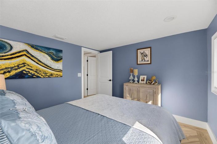 Image No.25-3 Bed Property for sale