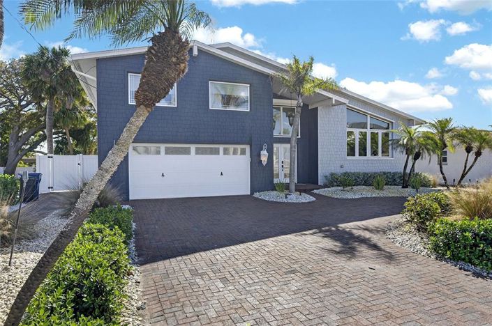 Image No.4-3 Bed Property for sale