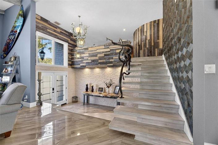 Image No.55-3 Bed Property for sale