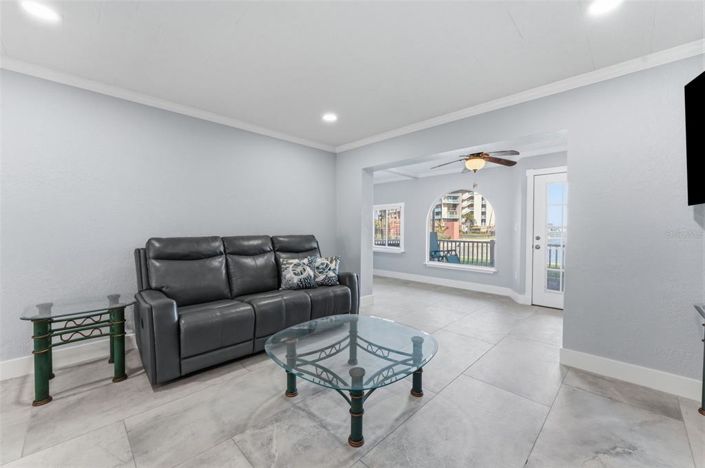 Image No.13-2 Bed Property for sale