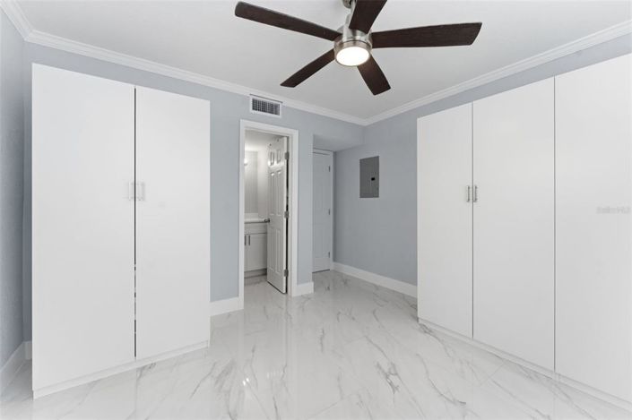 Image No.20-2 Bed Property for sale