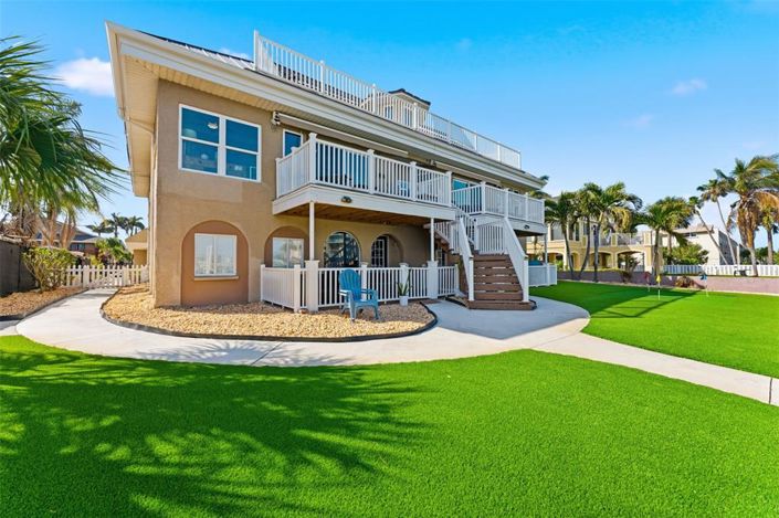 Image No.30-2 Bed Property for sale