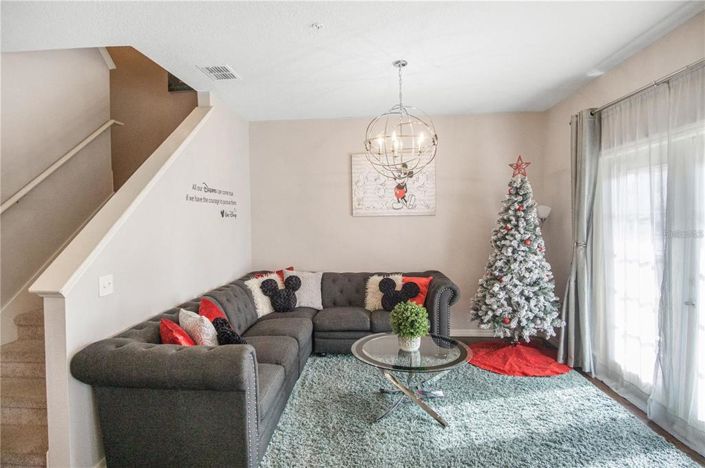 Image No.21-4 Bed Townhouse for sale