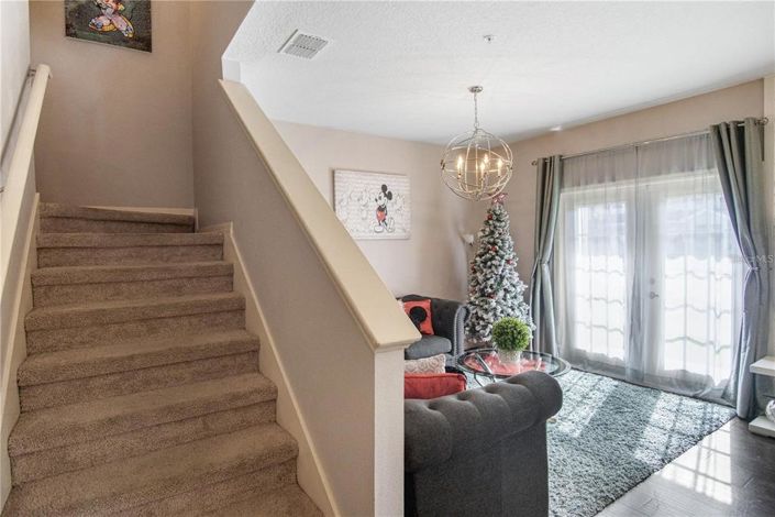 Image No.25-4 Bed Townhouse for sale