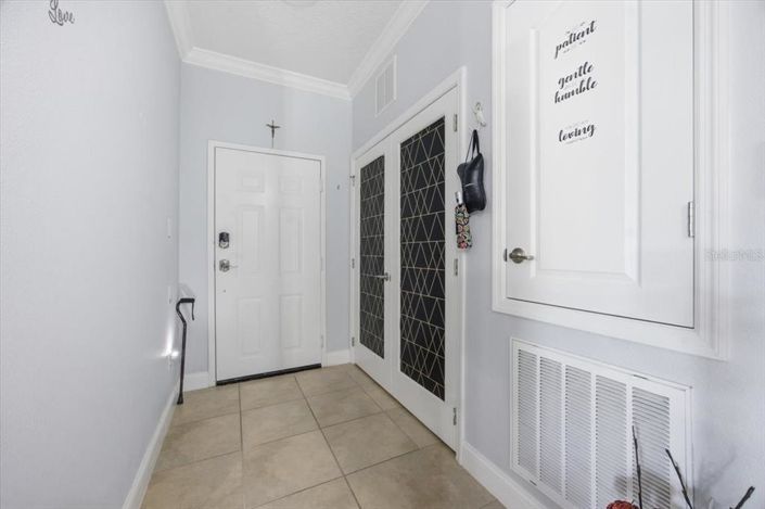 Image No.6-3 Bed Property for sale