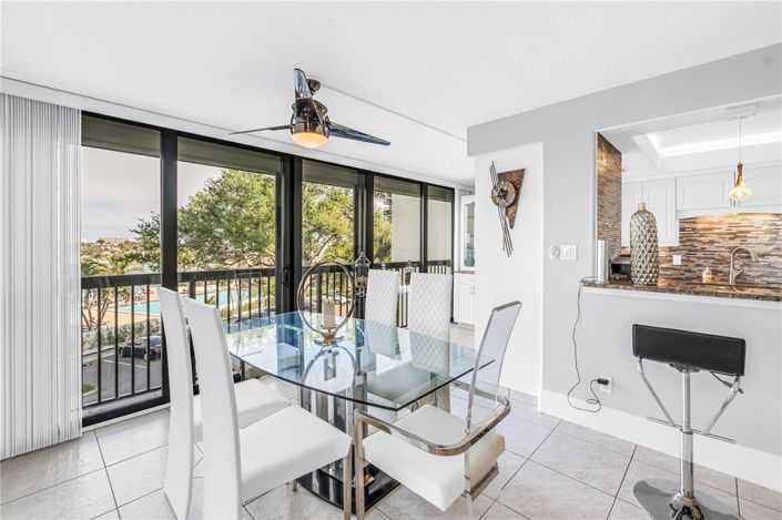 Image No.13-2 Bed Property for sale