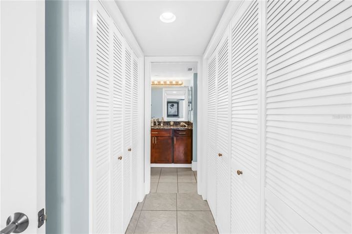 Image No.21-2 Bed Property for sale