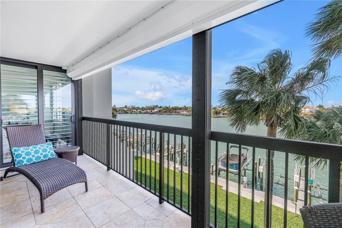 Image No.30-2 Bed Property for sale