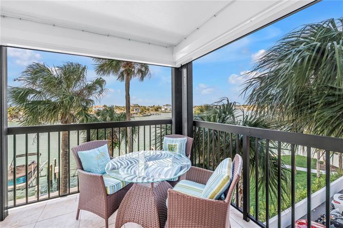 Image No.32-2 Bed Property for sale