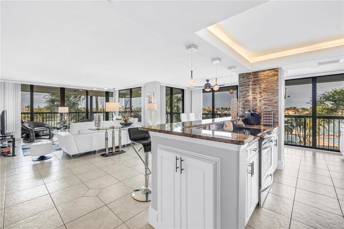 Image No.6-2 Bed Property for sale