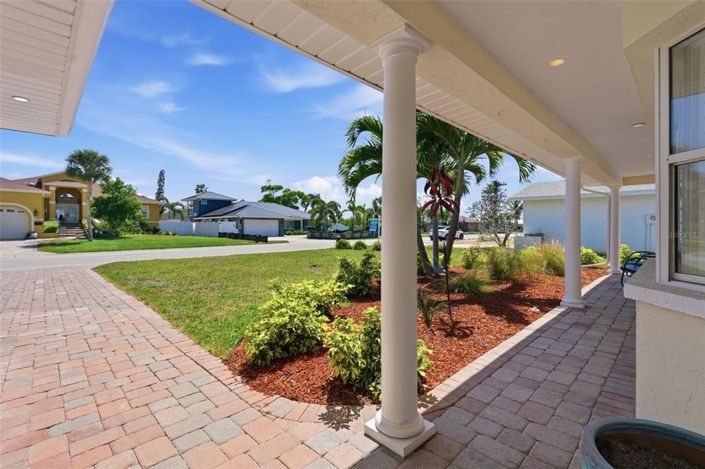 Image No.16-3 Bed Property for sale