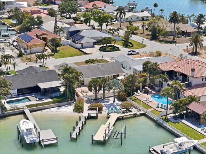 Image No.6-3 Bed Property for sale