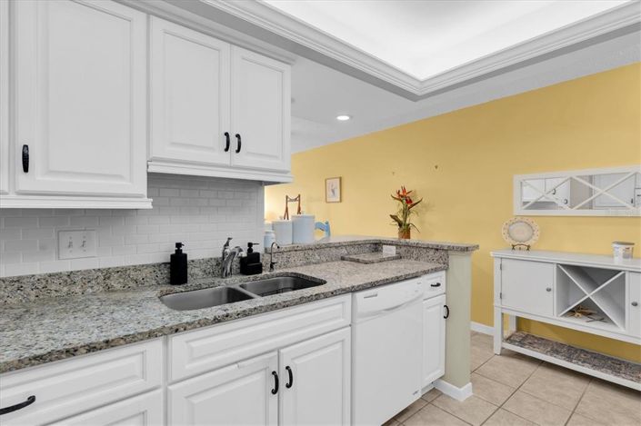 Image No.13-2 Bed Property for sale