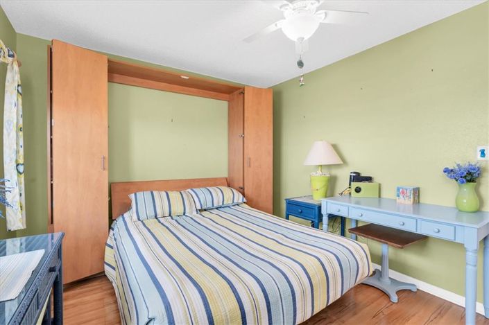 Image No.18-2 Bed Property for sale