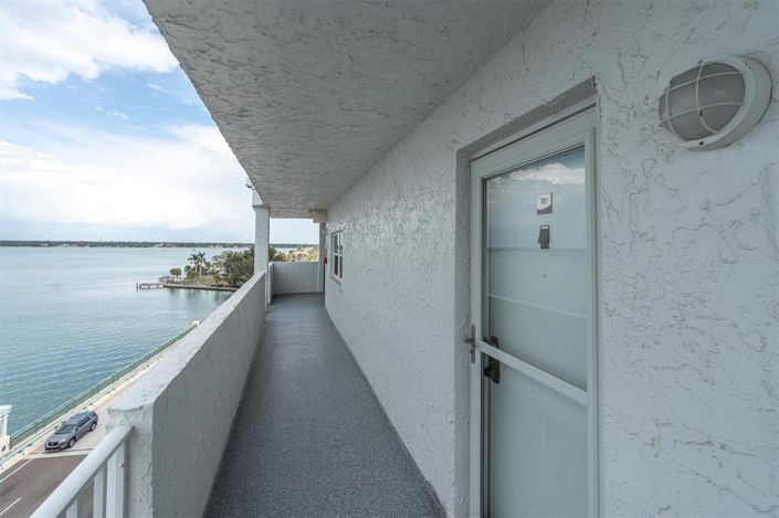 Image No.2-2 Bed Property for sale