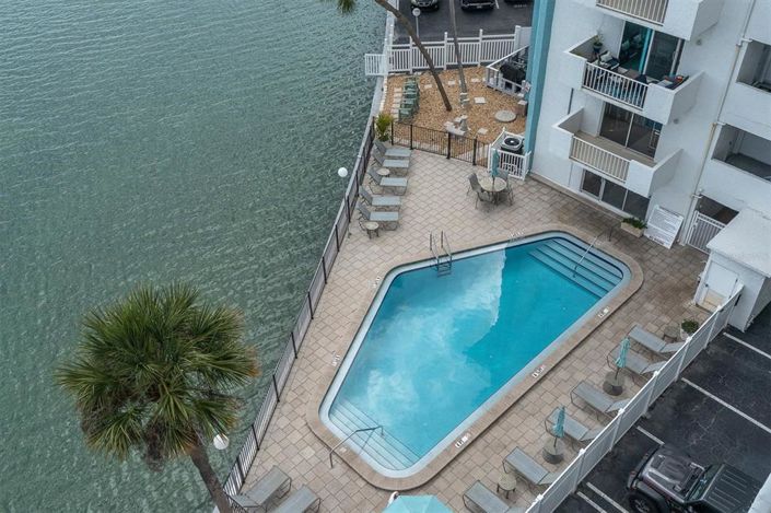 Image No.23-2 Bed Property for sale