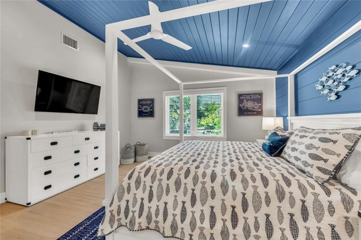 Image No.18-3 Bed Property for sale