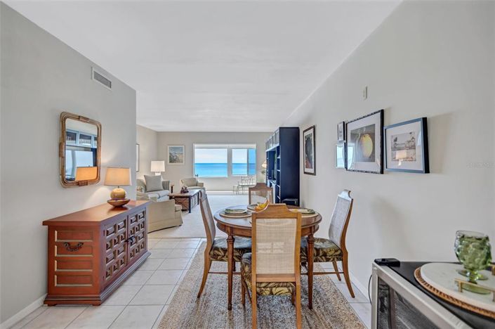 Image No.5-Propriété de 2 chambres à vendre à Sarasota