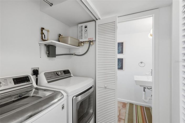 Image No.18-3 Bed Property for sale