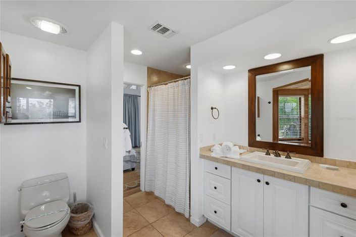 Image No.24-3 Bed Property for sale