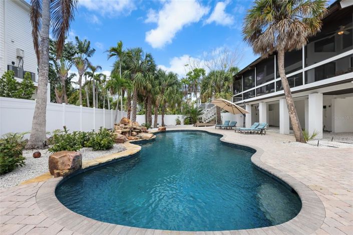 Image No.39-3 Bed Property for sale