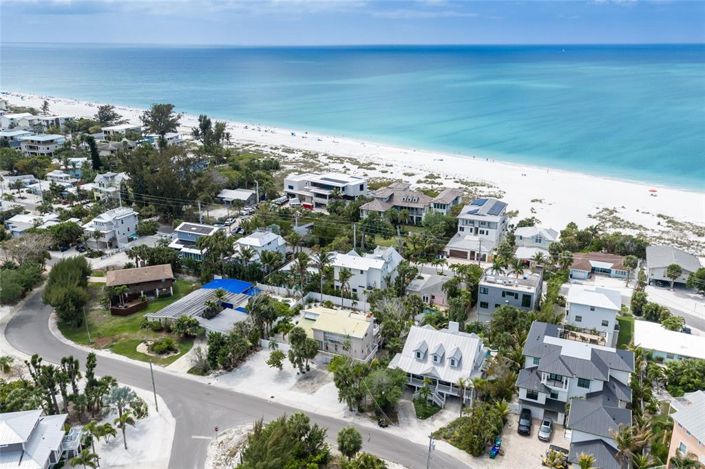 Image No.43-3 Bed Property for sale