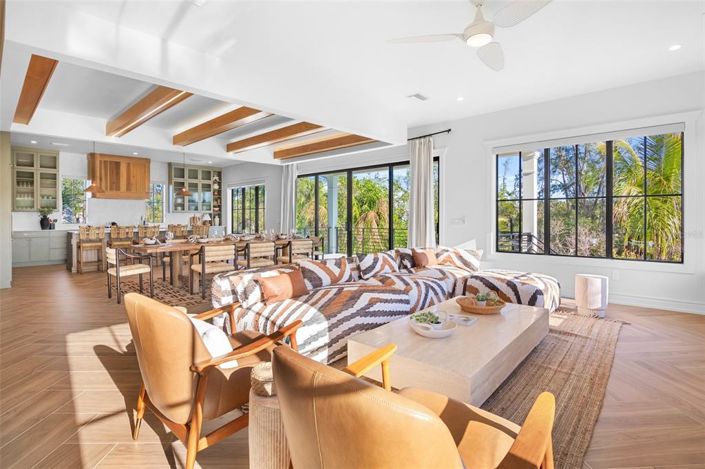 Image No.5-Propriété de 9 chambres à vendre à Sarasota