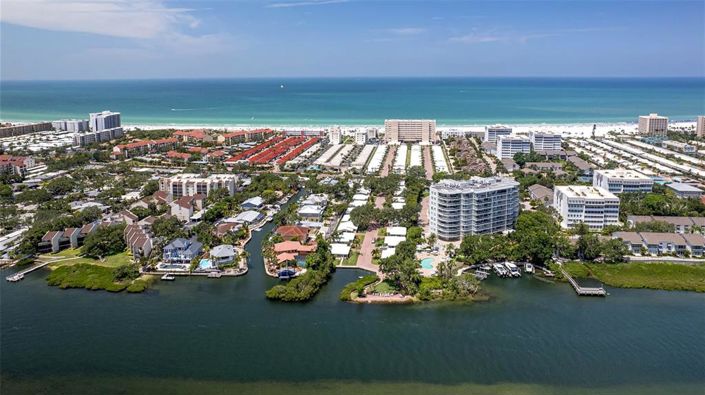 Image No.19-2 Bed Property for sale