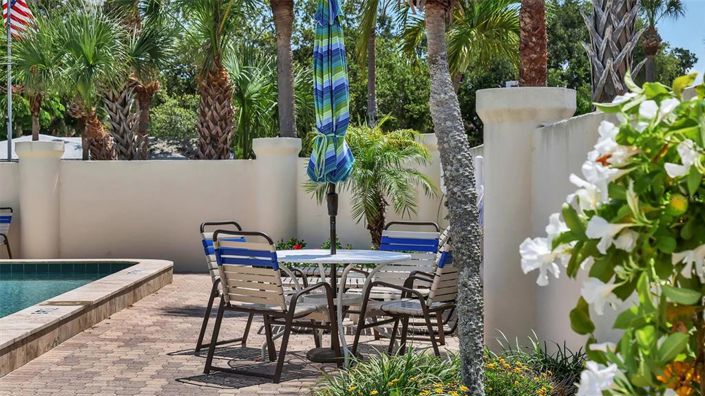 Image No.24-2 Bed Property for sale