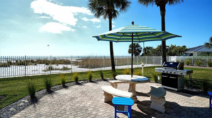 Image No.32-2 Bed Property for sale