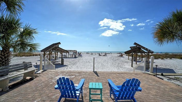 Image No.33-2 Bed Property for sale