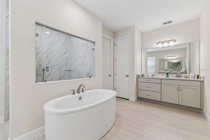 Image No.17-Propriété de 5 chambres à vendre à Clermont