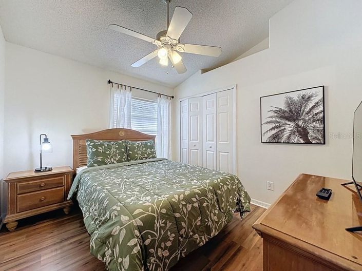 Image No.10-4 Bed Property for sale