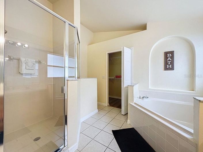 Image No.13-4 Bed Property for sale