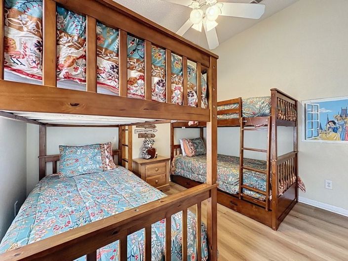 Image No.15-4 Bed Property for sale