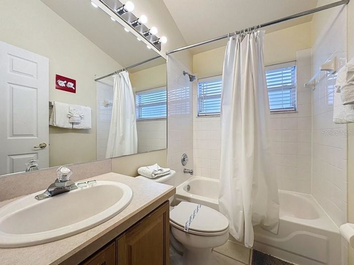 Image No.19-4 Bed Property for sale