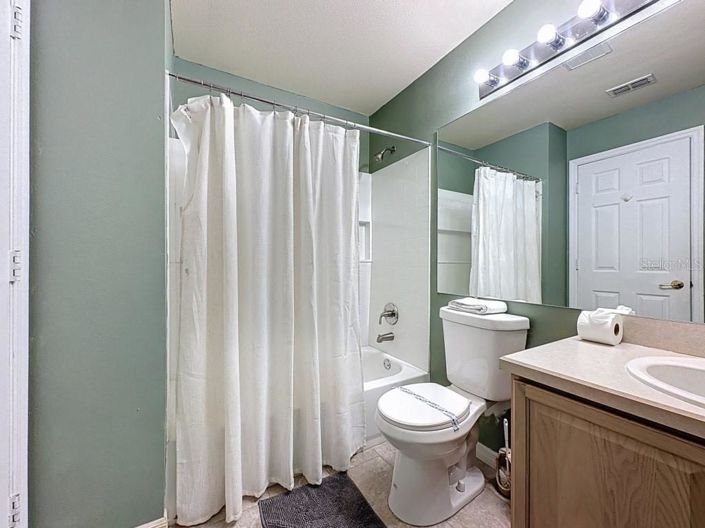 Image No.20-4 Bed Property for sale