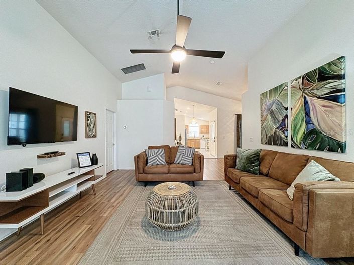 Image No.5-4 Bed Property for sale