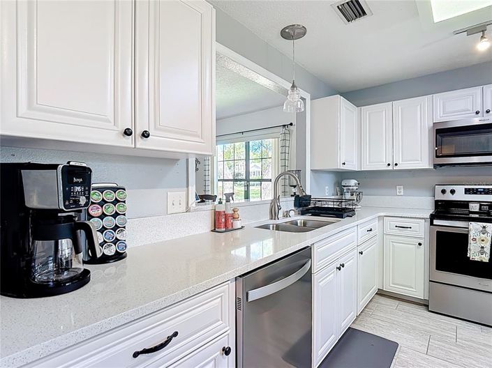 Image No.14-3 Bed Property for sale