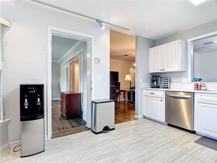 Image No.15-3 Bed Property for sale