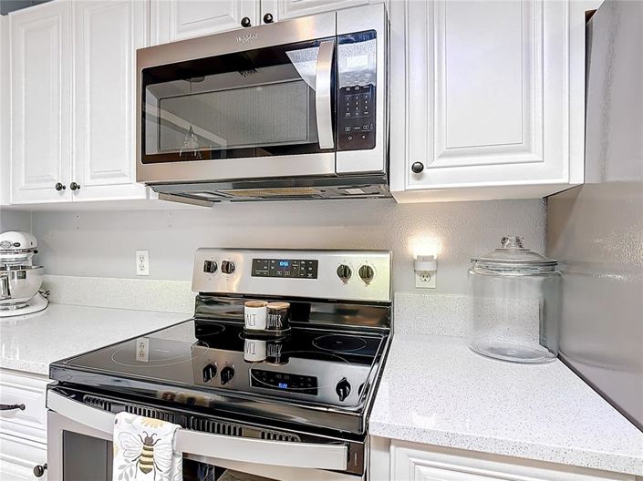 Image No.20-3 Bed Property for sale