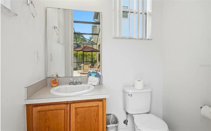 Image No.17-5 Bed Property for sale