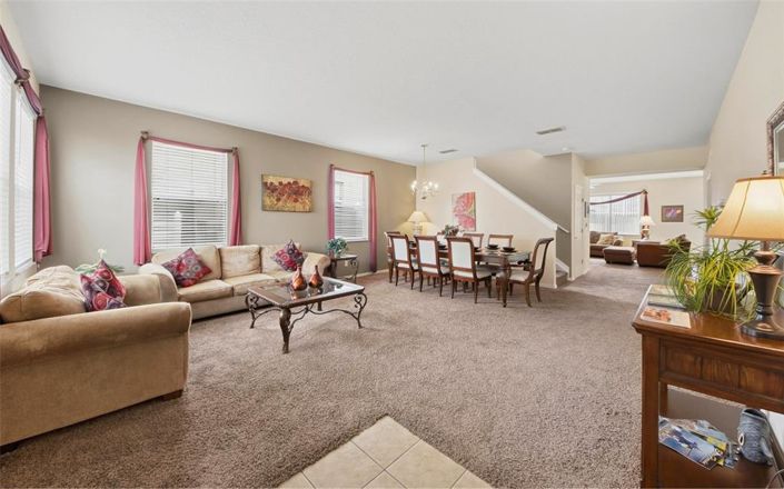 Image No.2-5 Bed Property for sale