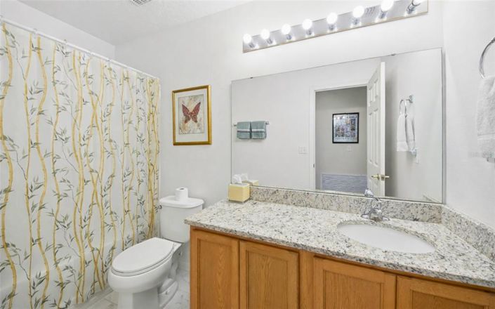 Image No.22-5 Bed Property for sale