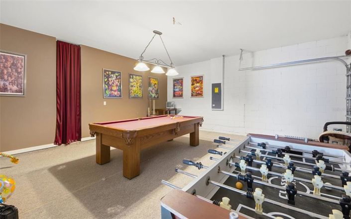 Image No.30-5 Bed Property for sale